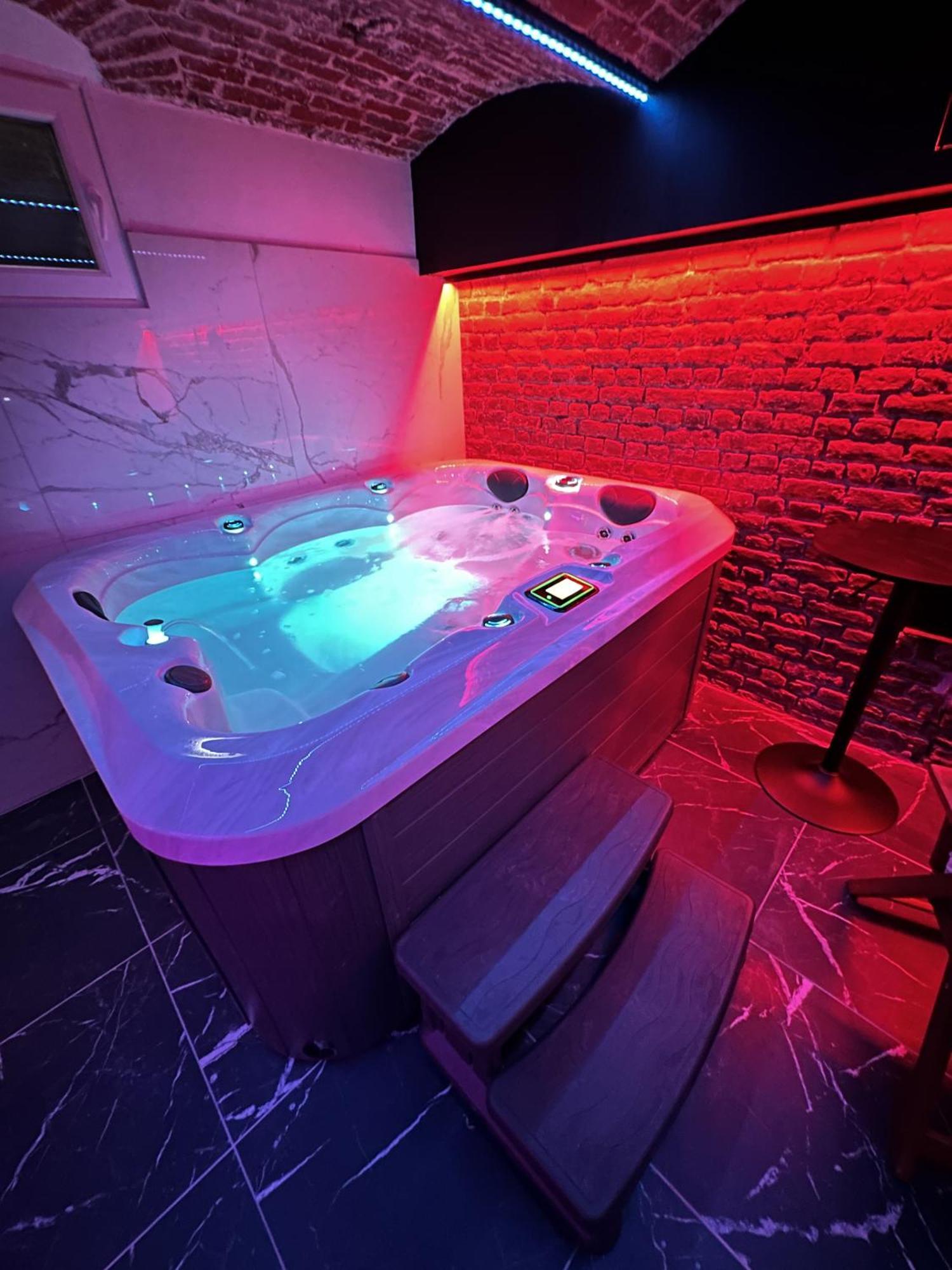 Le Bijou - Appartement, Sauna Et Jacuzzi - Лілль Екстер'єр фото