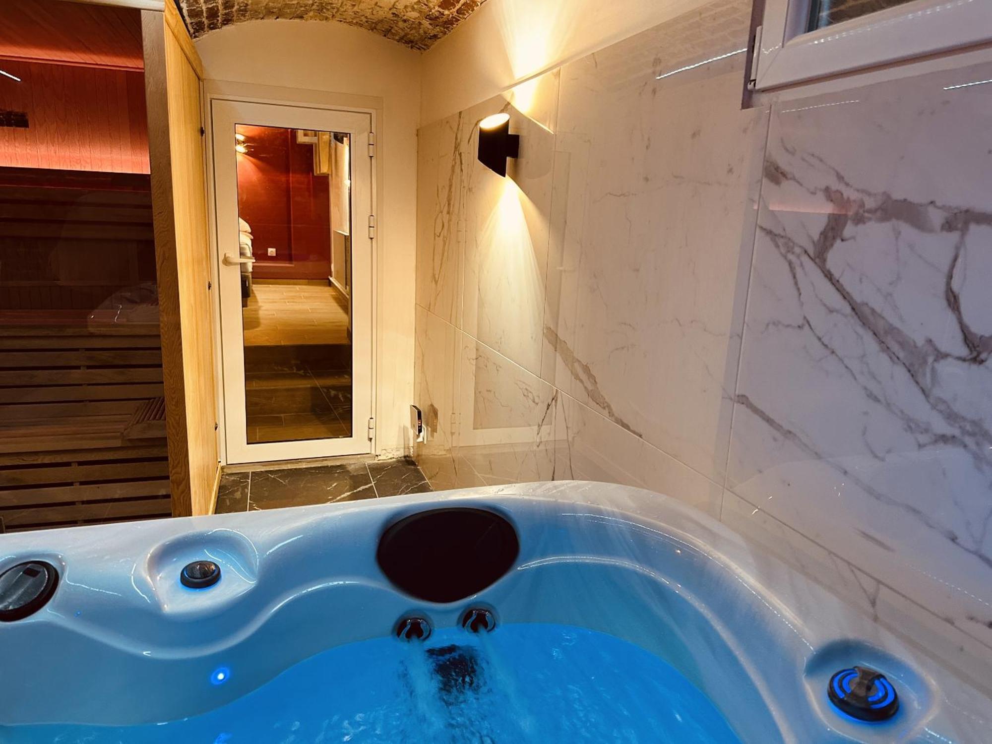Le Bijou - Appartement, Sauna Et Jacuzzi - Лілль Екстер'єр фото